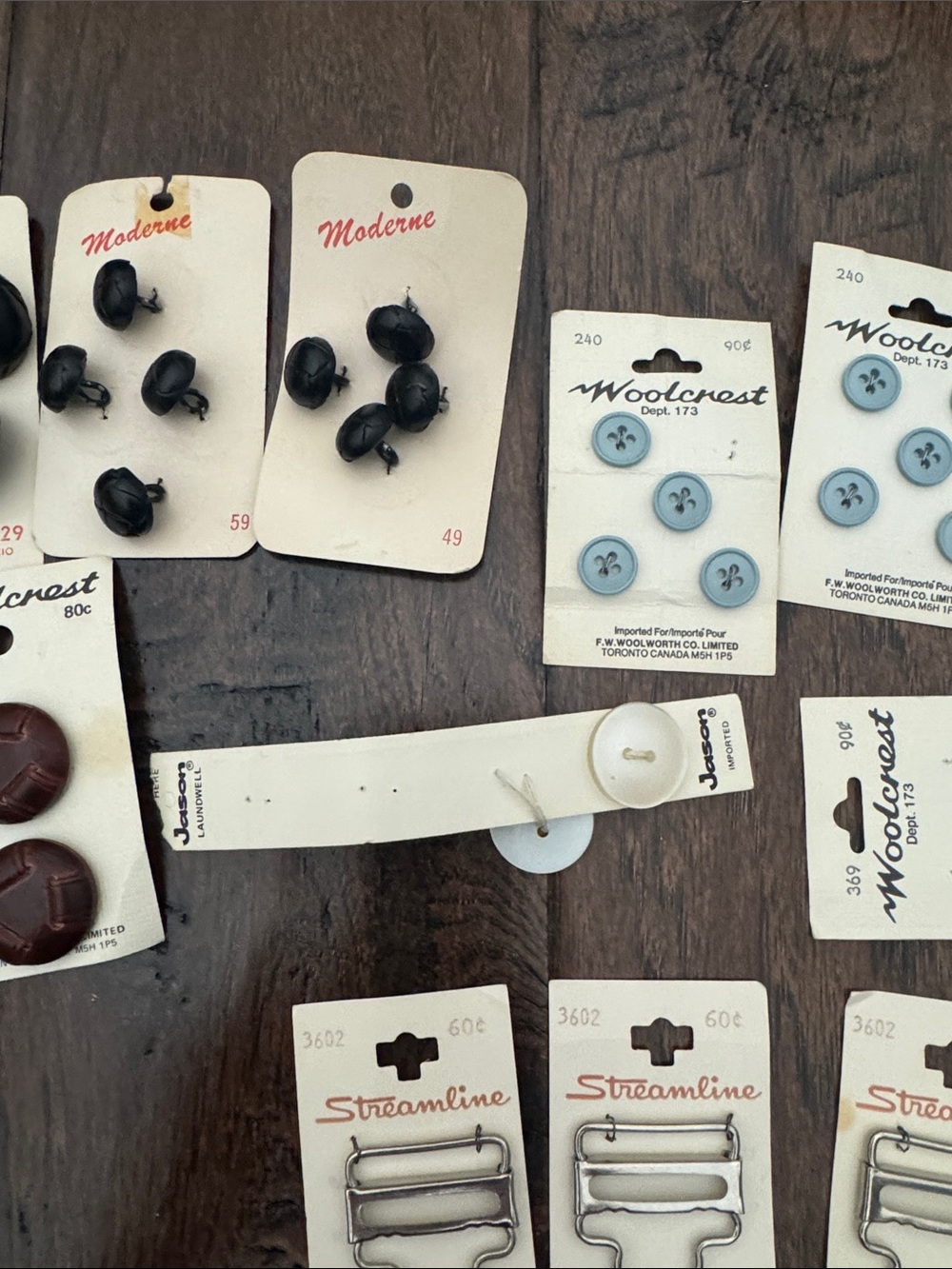 Vintage Buttons Set - Picture 3 of 10